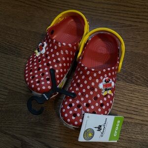 CROCS Disney - Minnie Mouse - Kids Polka Dot Sandals with Yellow Strap
